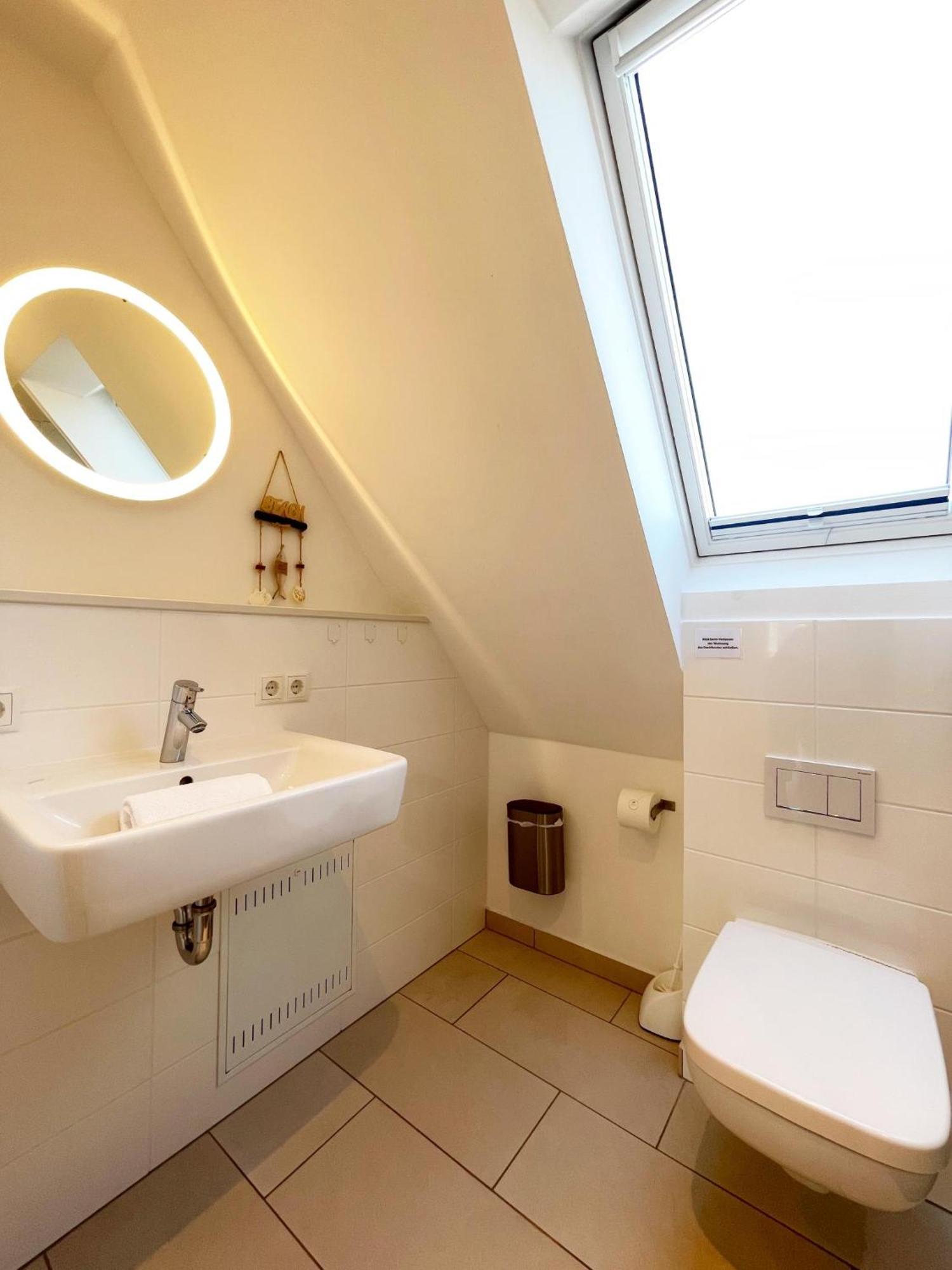 Haus Duenenrose App 2 Mit Balkon Apartment Westerland Bagian luar foto
