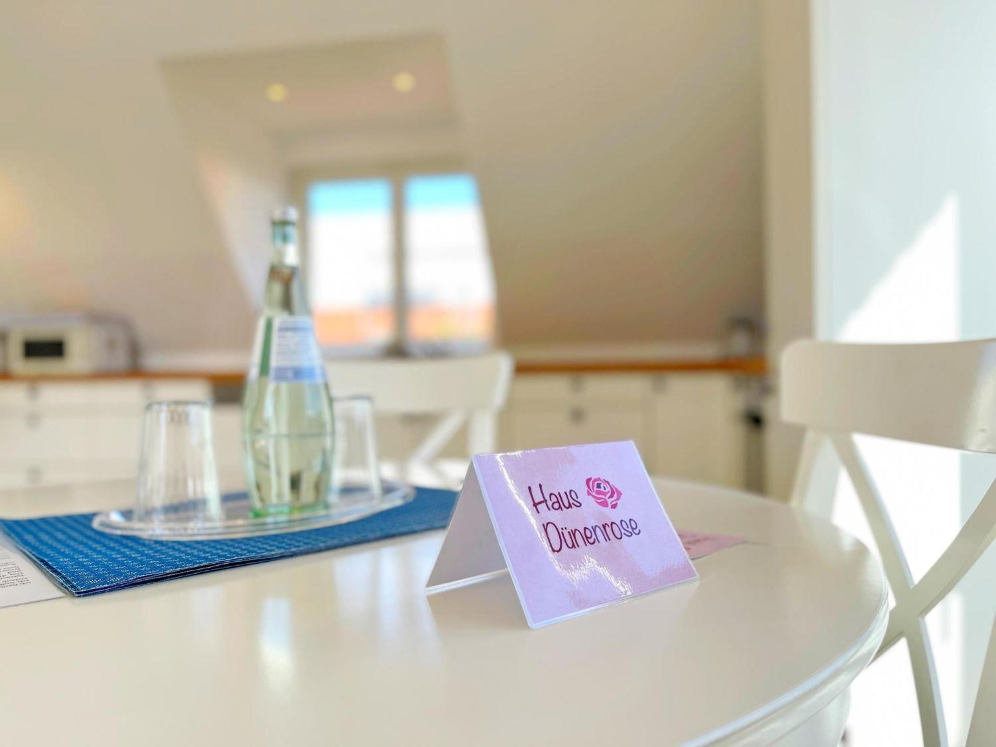 Haus Duenenrose App 2 Mit Balkon Apartment Westerland Bagian luar foto